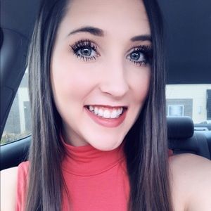 Meet your Posher, Diedre